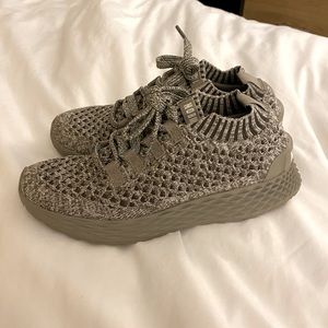 No Bull Clay Knit Runners